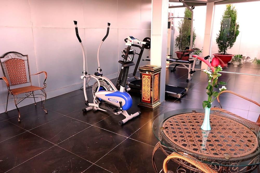 ゴールデン ハロン ホテル 写真