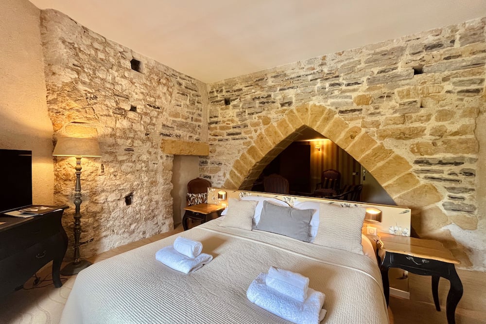 オテル デ バｰス ピレネー バイヨンヌ 写真