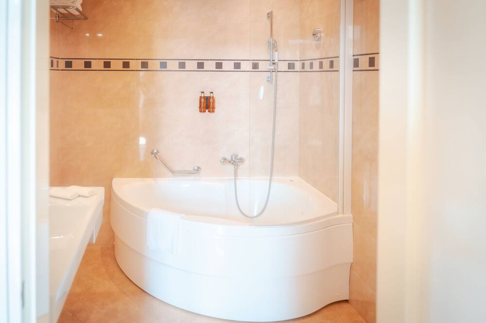 Hotel Bristol by OHM Group 写真