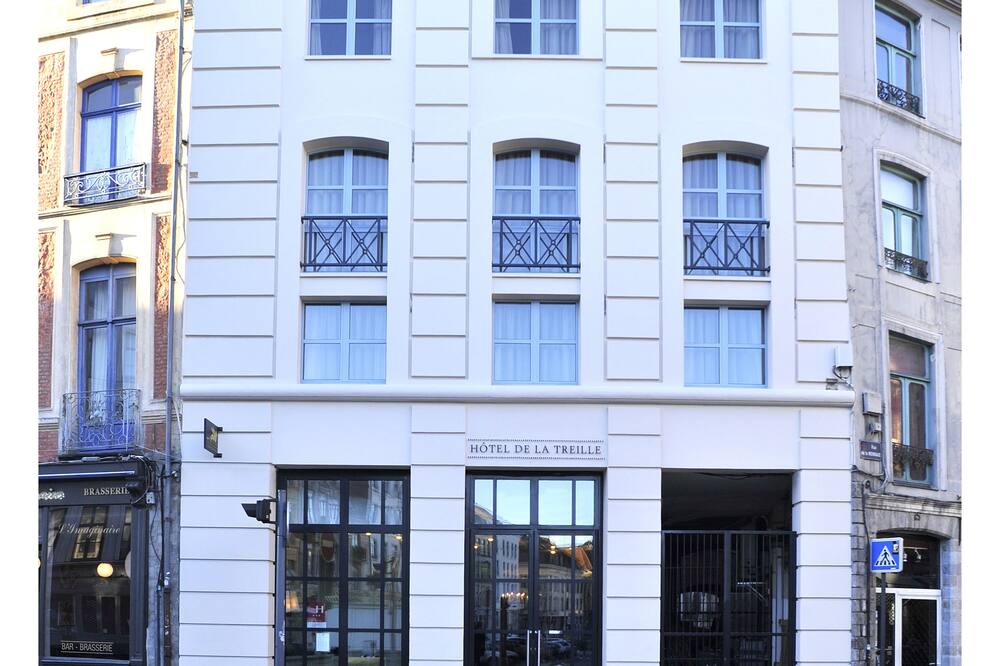 ホテル ド ラ トレイユ 写真