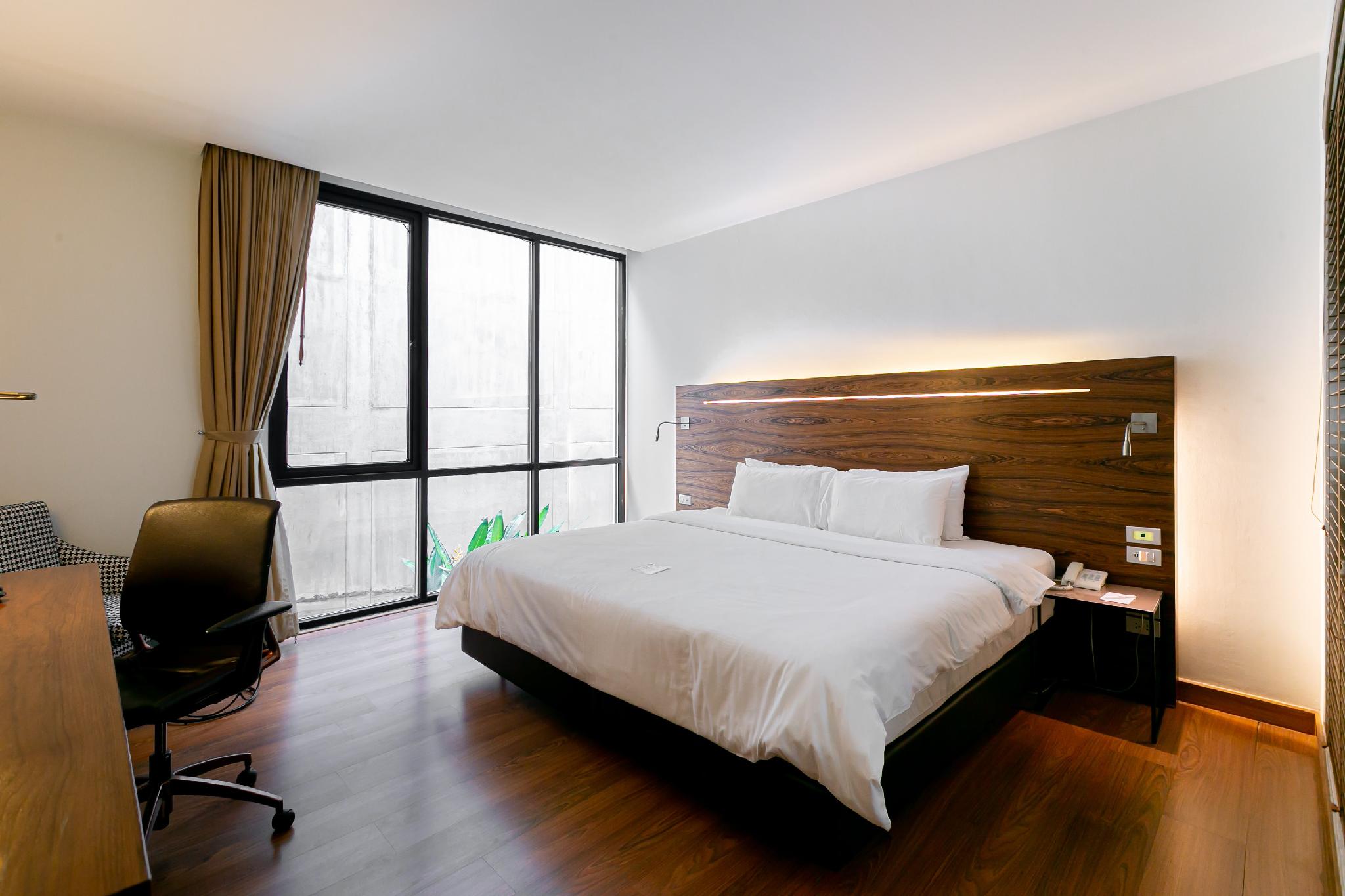 サシャズ ホテル ウノ 写真