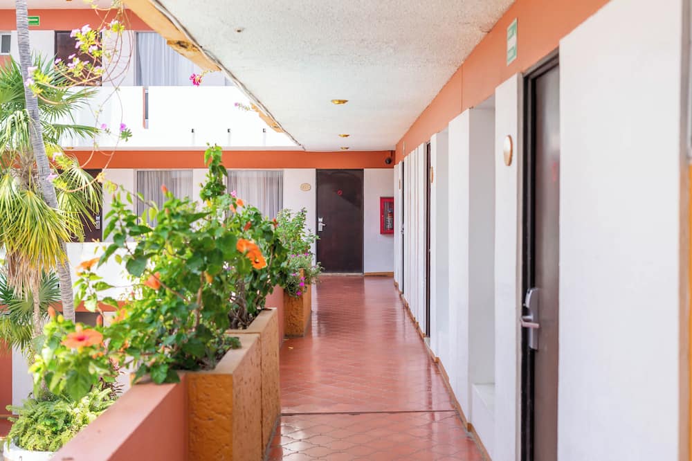 Hotel Azteca Inn 写真