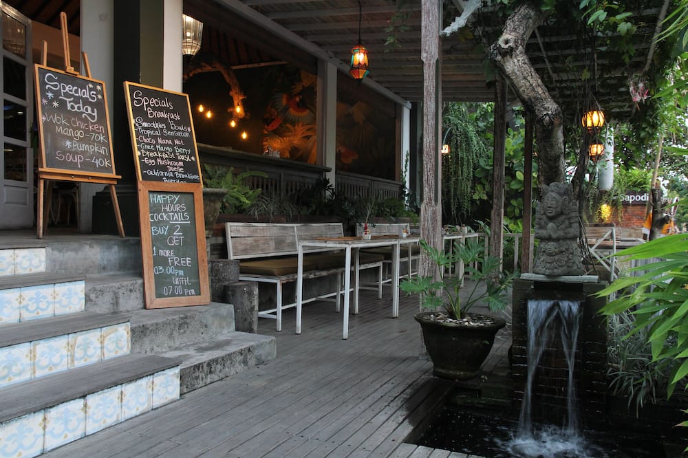 サポディラ ウブド 写真