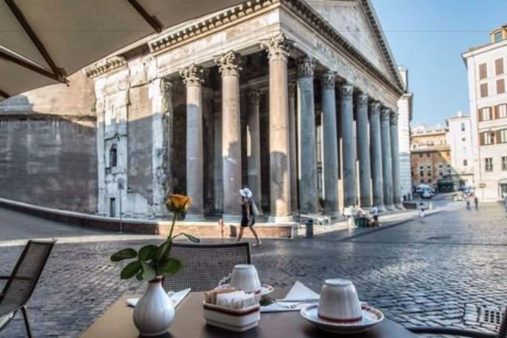 アルベルゴ デル セナート 写真