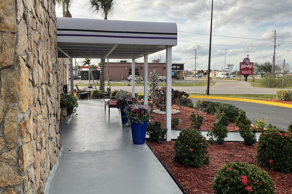 ナイツ イン プンタ ゴルダ 写真