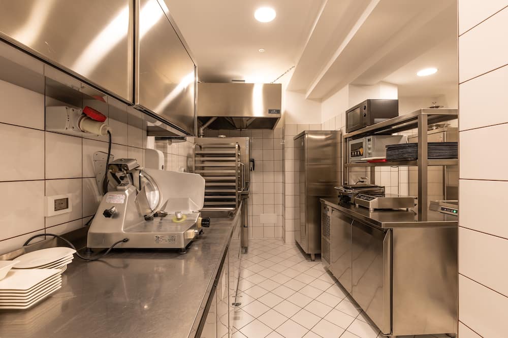 ホテル アリストン 写真