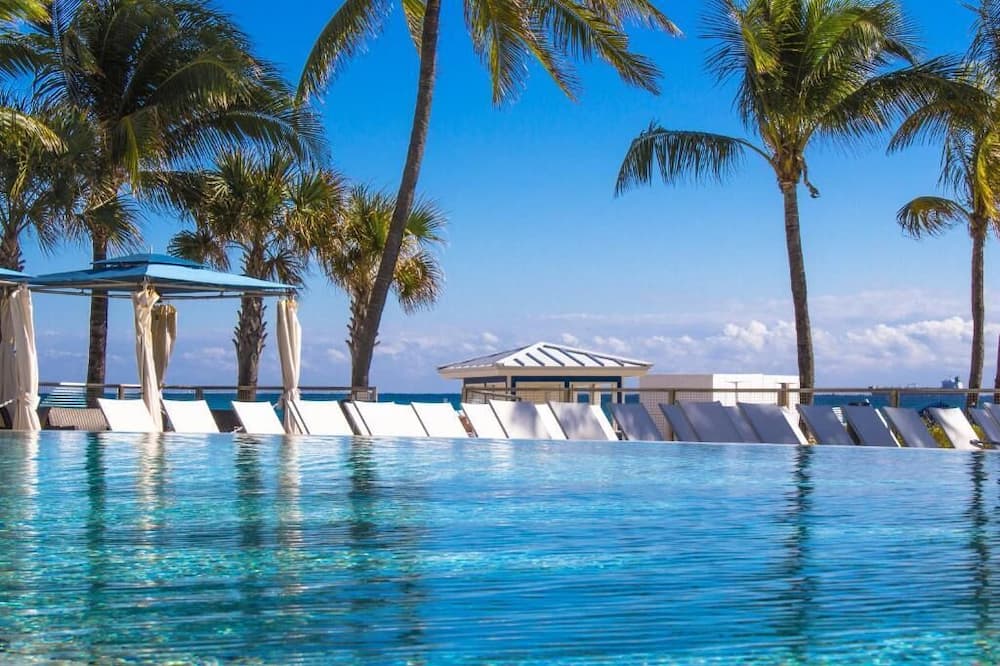 B Ocean Resort Fort Lauderdale Beach 写真