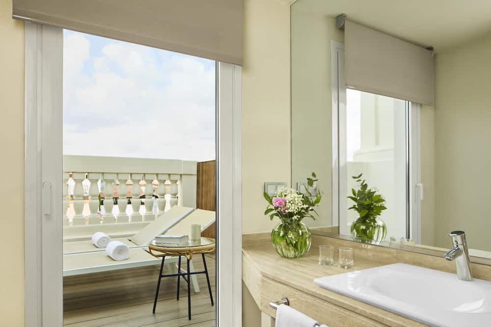 NH ナシオナル 写真