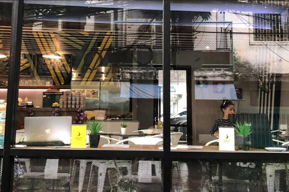 iサヌーク バンコク 写真