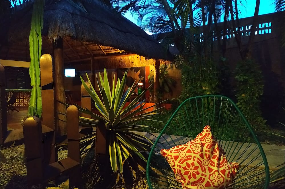 ホテル バリオ ラティーノ 写真