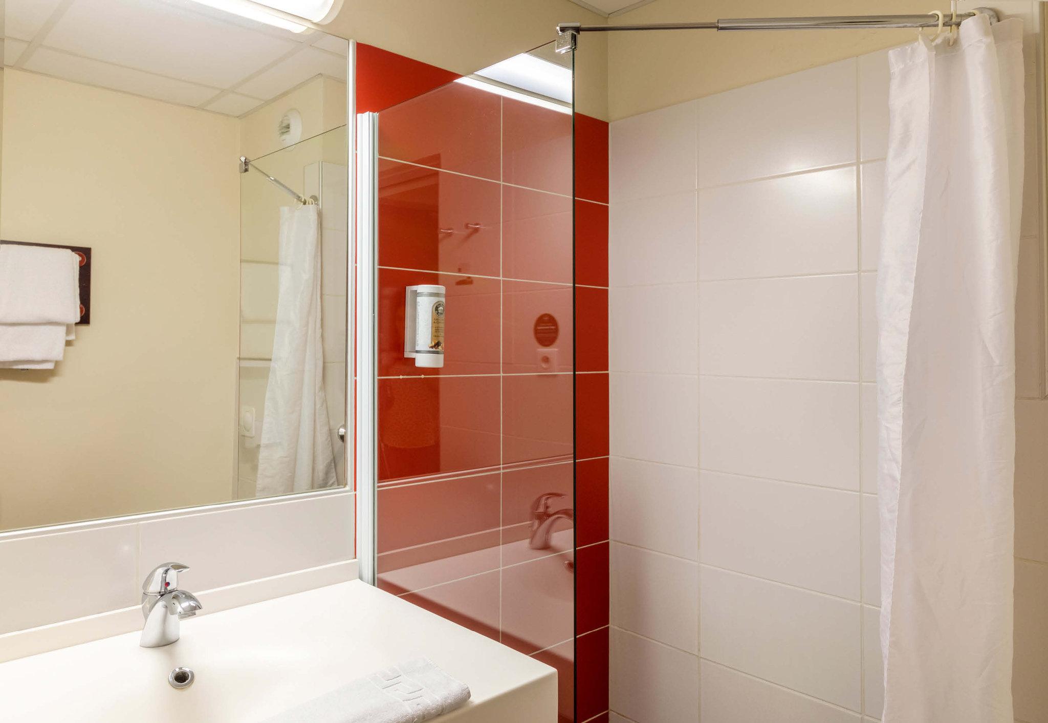 B&B HOTEL Agen Castelculier 写真