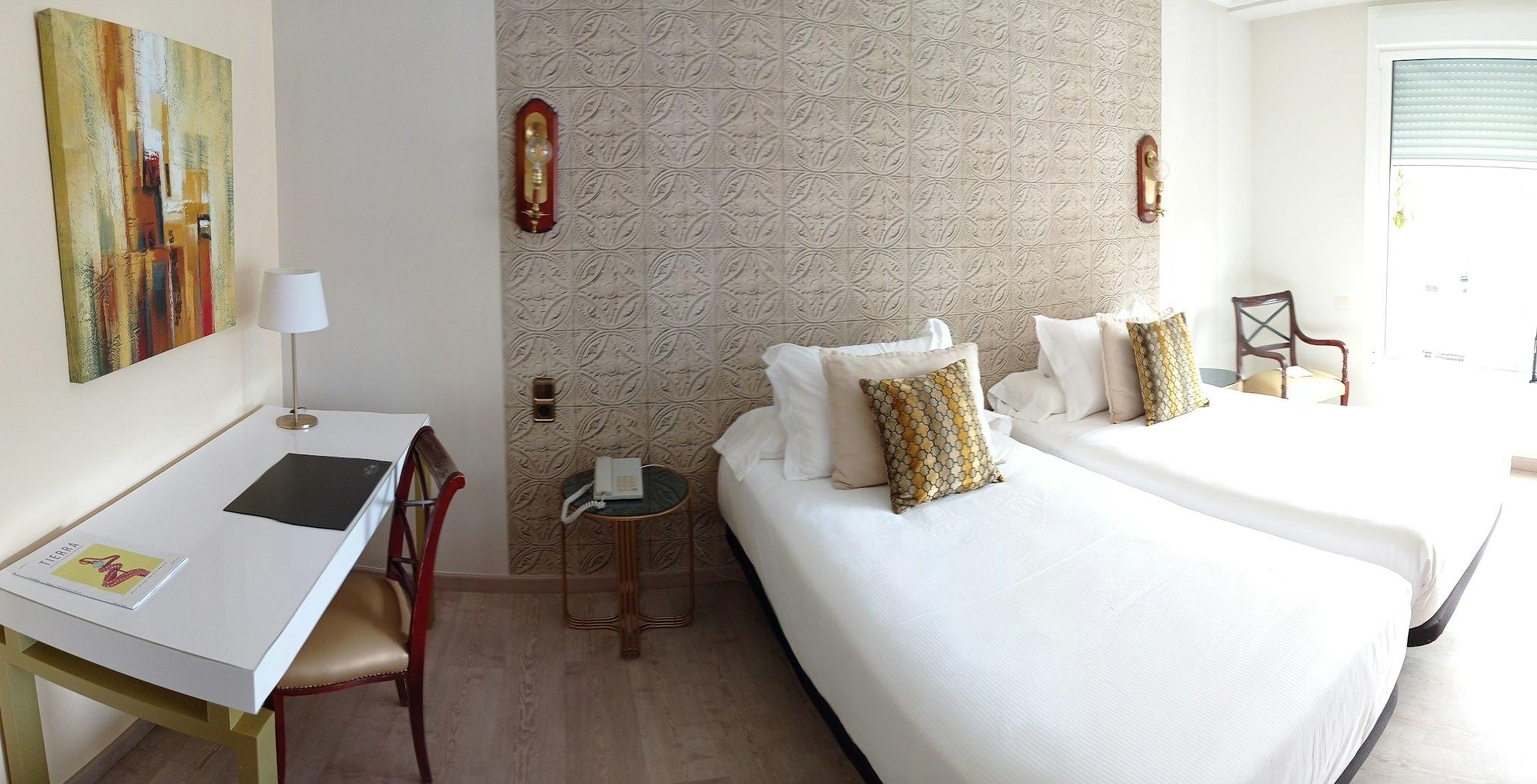 Hotel Ciudad de Vigo. 写真