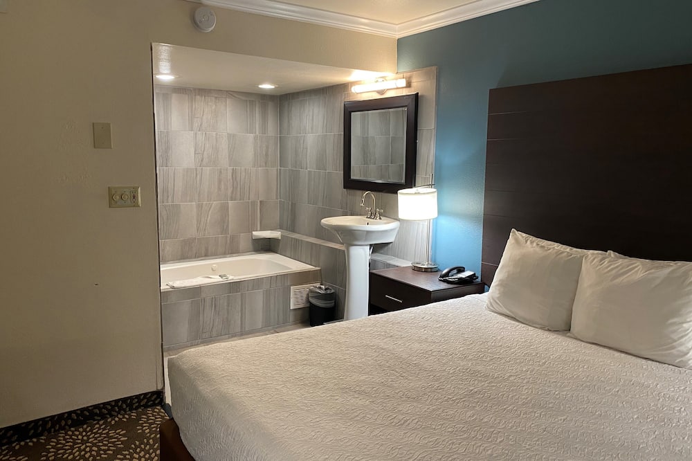 ベスト ウエスタン インスイーツ ツーソン フットヒルズ ホテル & スイーツ 写真