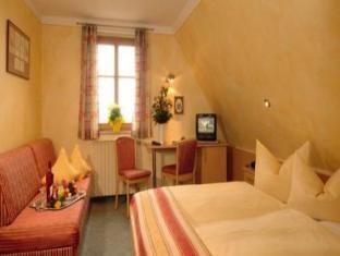 ホテル ウール 写真