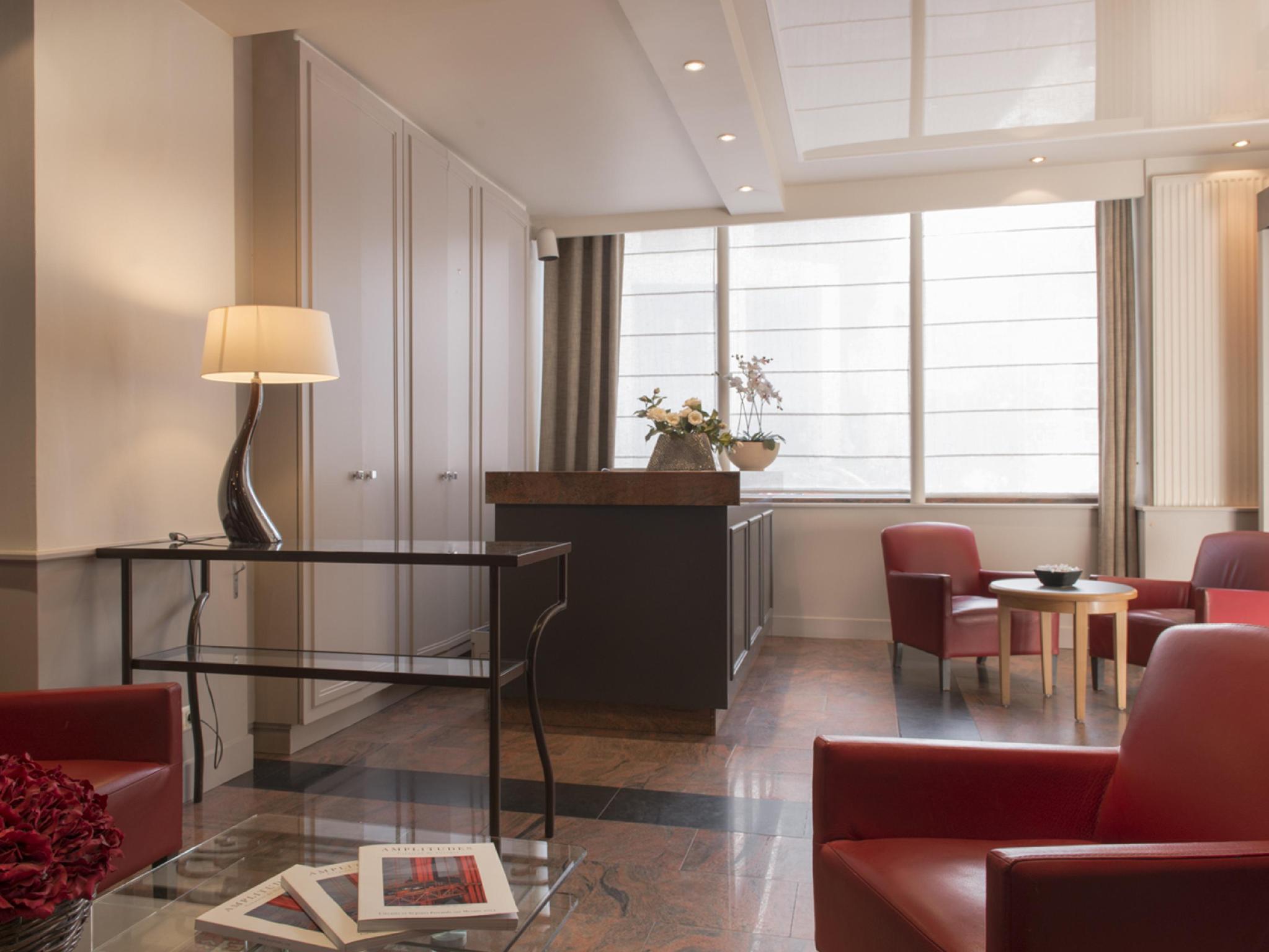 ホテル デ ジュネーブ 写真