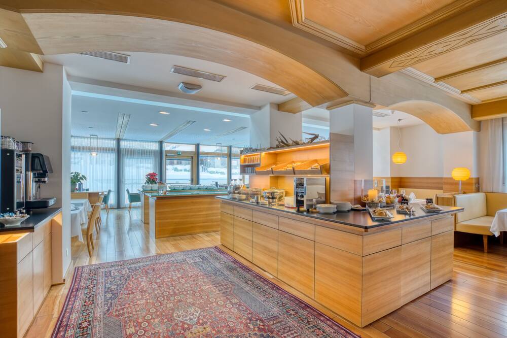 ホテルチェヴェダーレ 写真