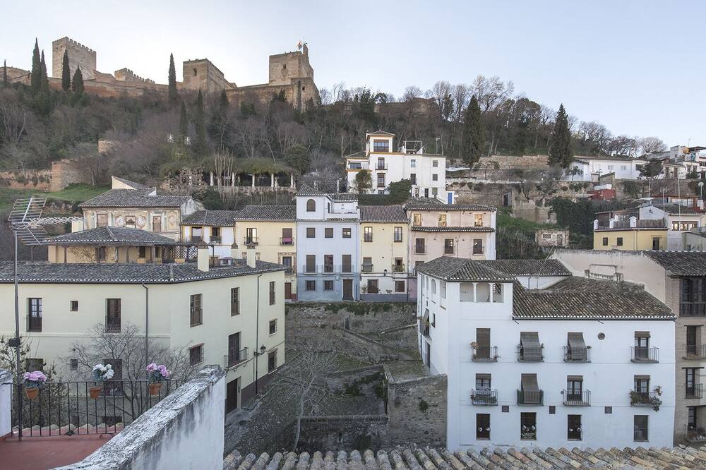 ホテル シャイン アルバイジン 写真