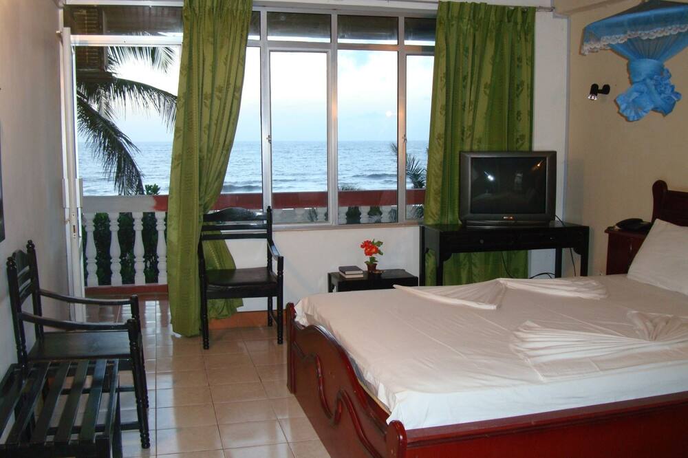 トパーズ ビーチ ホテル 写真