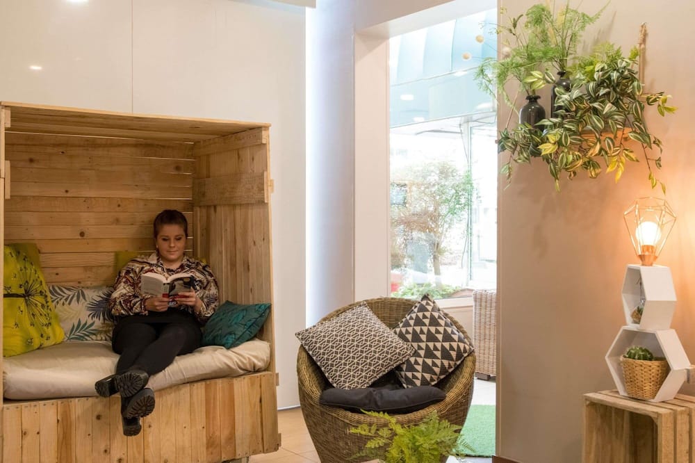 イビス パリ 17 クリシー バティニョル 写真