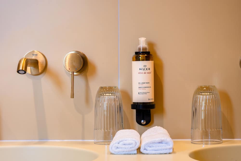 ホテル ル ジャルダン ド クリュニー 写真