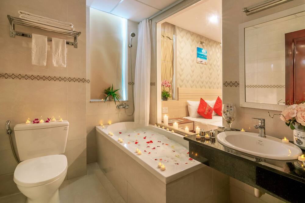 ハッピーデイ リバーサイド オテル & スパ ダナン 写真