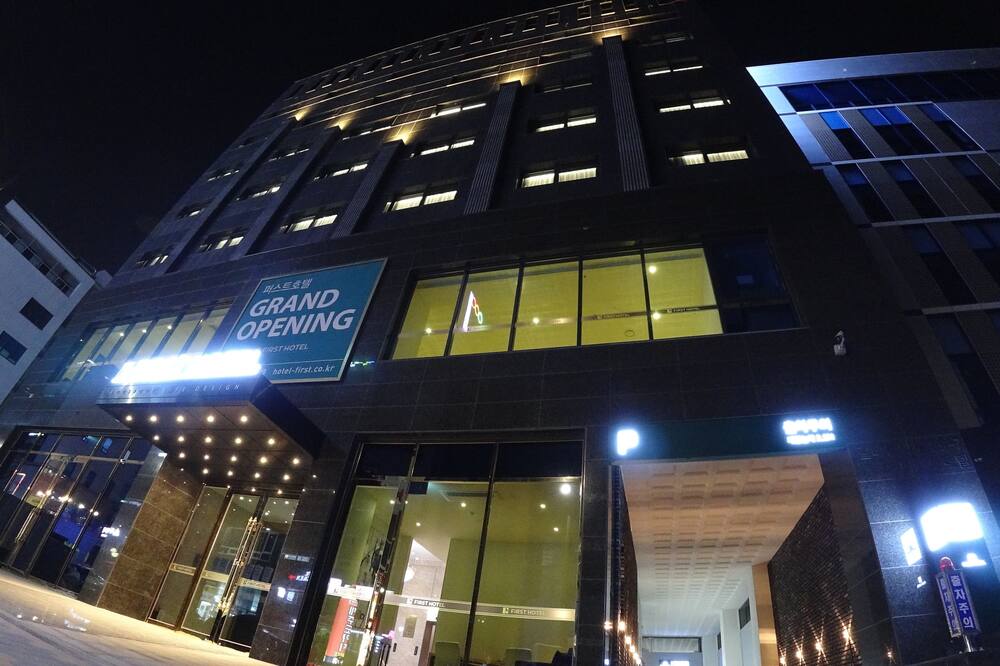 ガルメア ファースト ホテル 写真