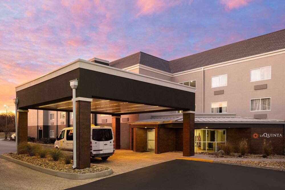 ラ キンタ イン & スイーツ バイ ウィンダム ノックスビル エアポート 写真