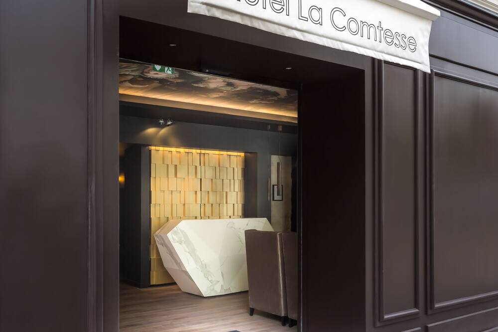 ホテル ラ コンテス 写真