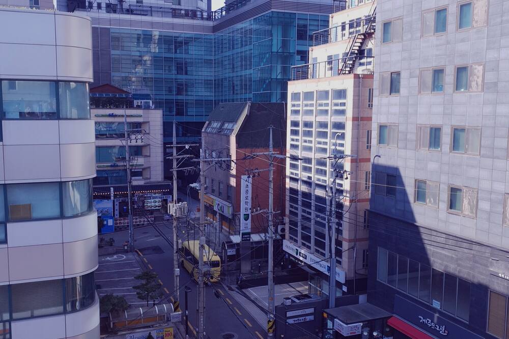 イー - リビングテル - ホステル 写真