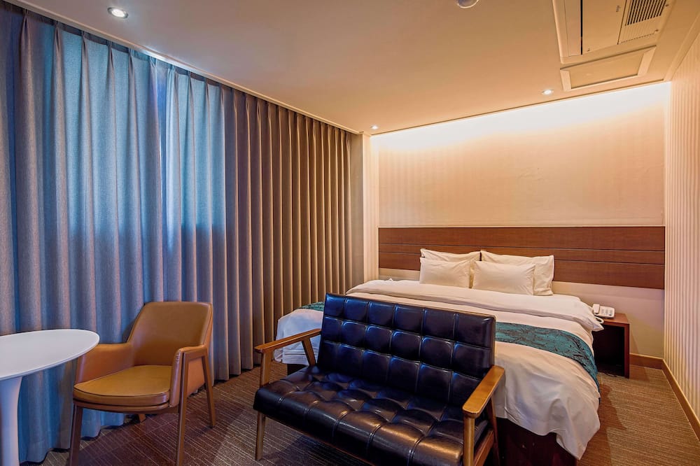 ナムサン ヒル ホテル 写真