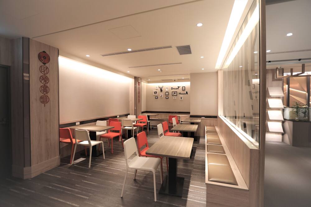 チェア マン ホテル 写真