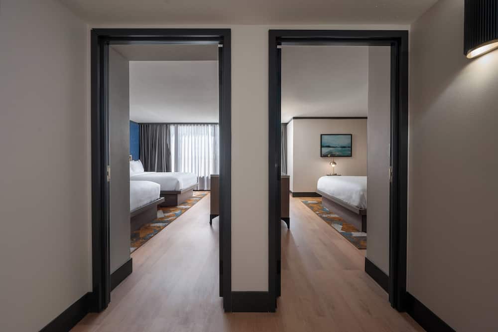 Hotel Indigo Detroit North - Troy by IHG 写真