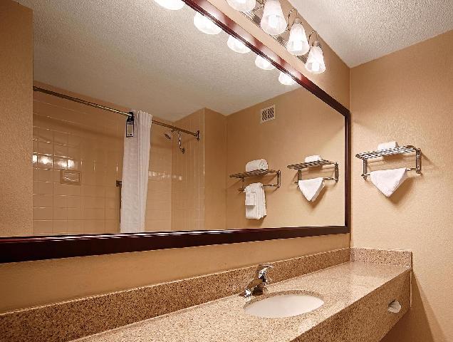 Days Inn & Suites by Wyndham Johnson City 写真