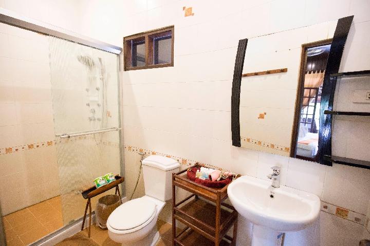 バン ラッカム リバー ビュー 写真