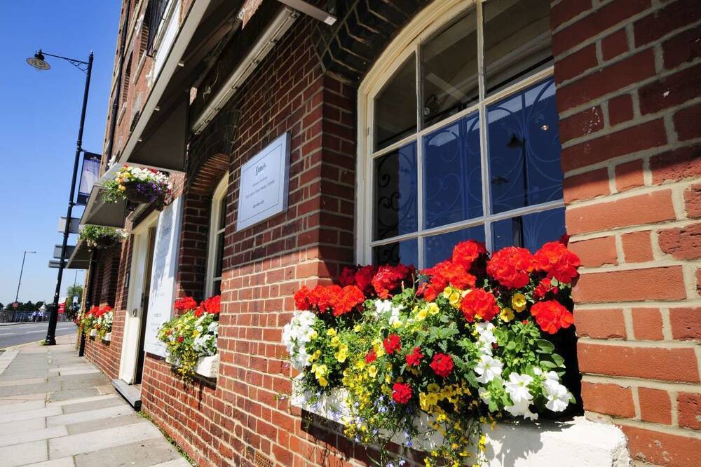 エニオズ ブティック ホテル ルームズ 写真