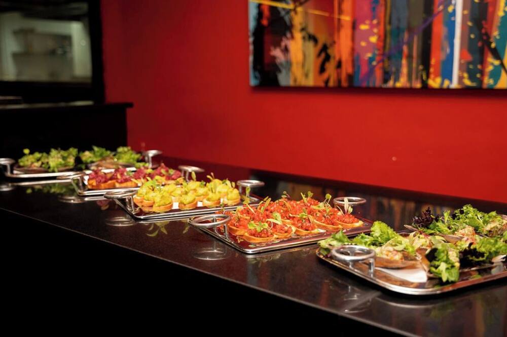 オノモ ホテル ダル エス サラーム 写真