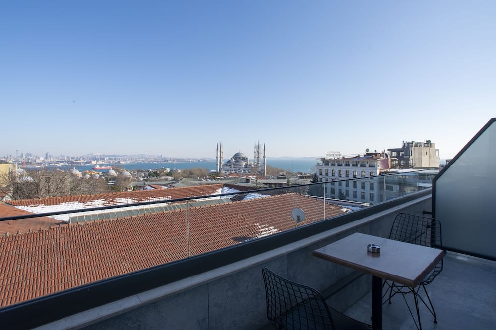 ホテル ネナ 写真