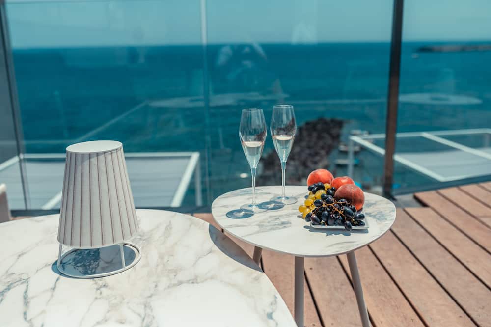 Nautilus Hotel 写真