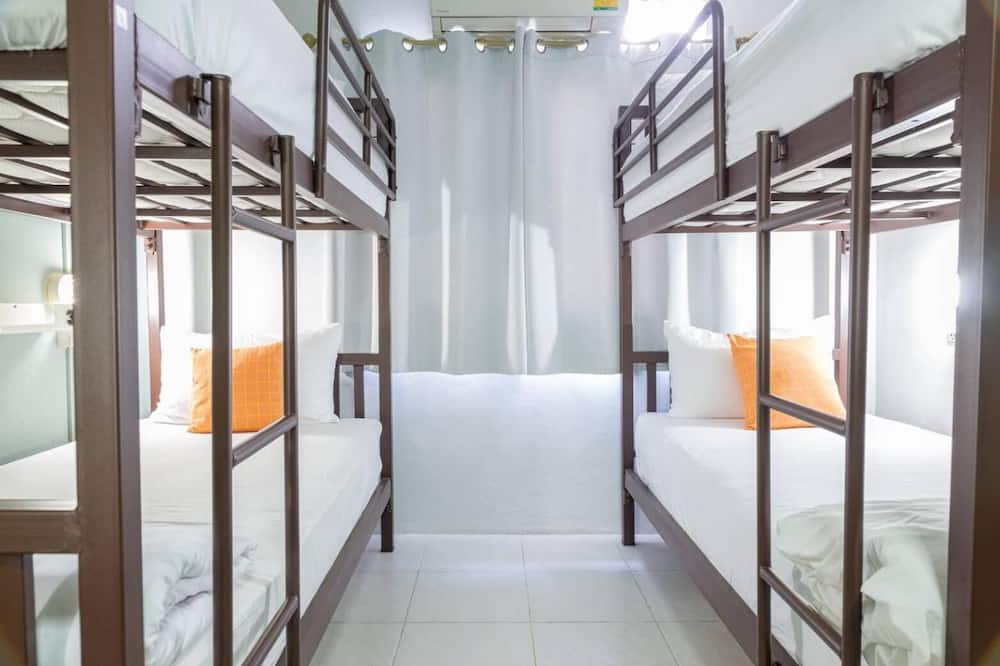 アソーク モントリ ホステル 写真