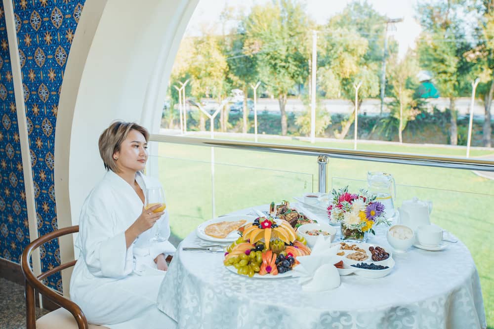 ジャナット リゾート オシュ 写真