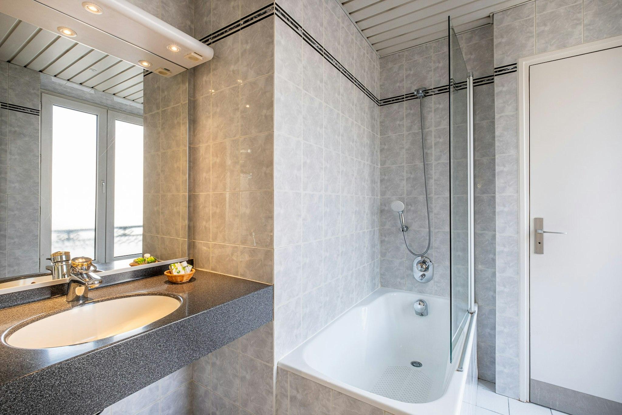 オテル テルミヌス モンパルナス 写真