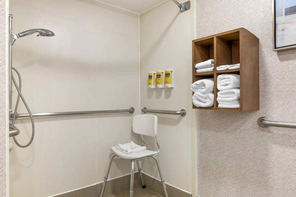 Best Western Plus Raleigh Crabtree Valley Hotel 写真