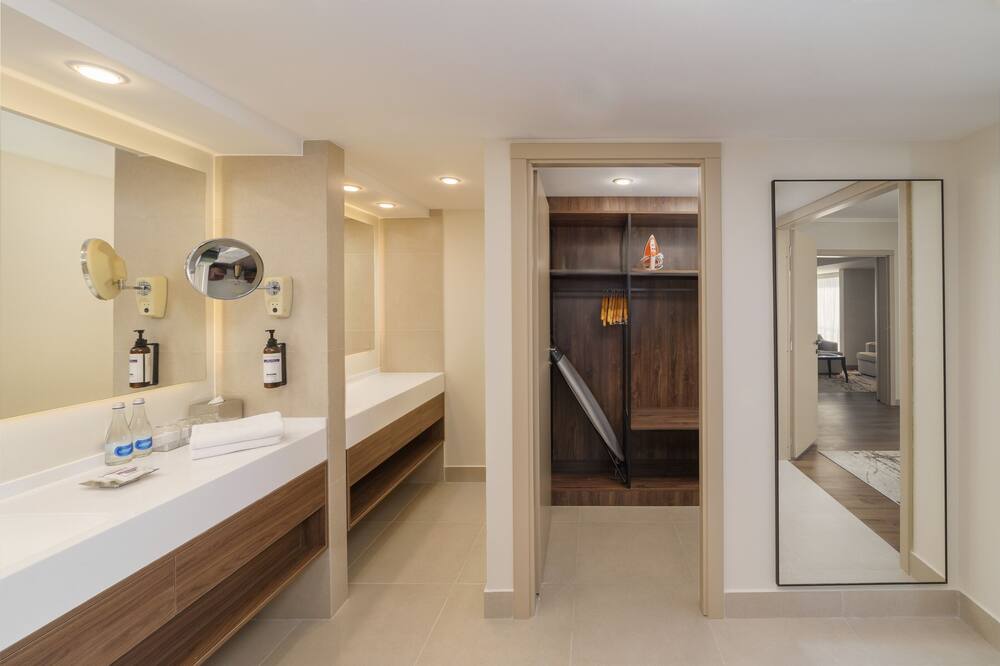Hyatt Regency Bishkek 写真