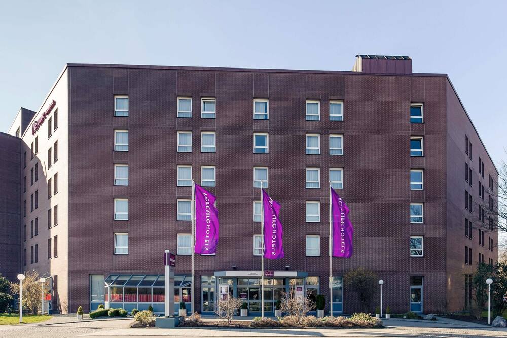 メルキュール ホテル ミュンヘン ノイパーラッハ ズート 写真