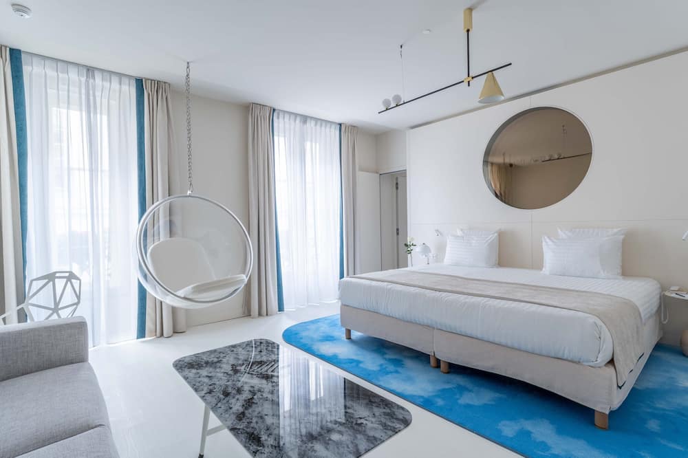 ホテル アストラ オペラ アストテル 写真