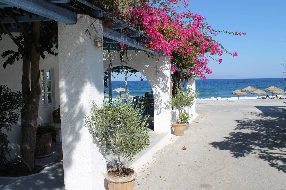 Sigalas Hotel 写真