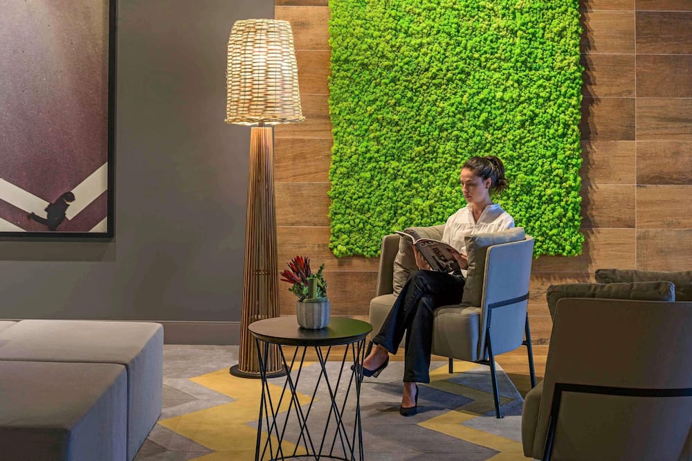 ノボテル クリチバ バテル 写真