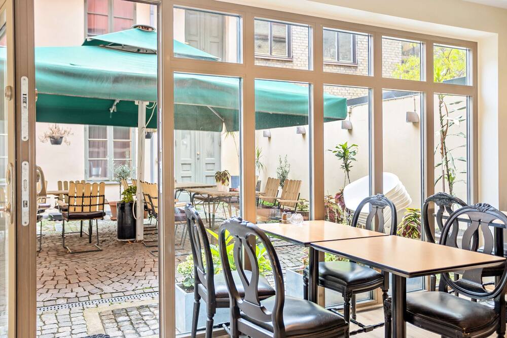 ベスト ウェスタン ホテル ロイヤル 写真