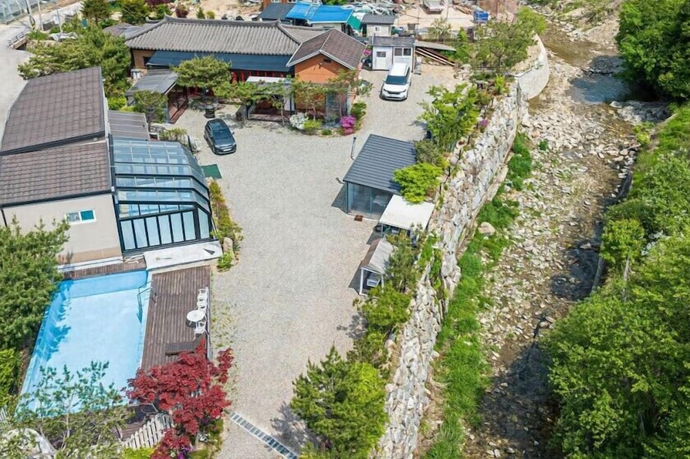 Romain Pension 写真
