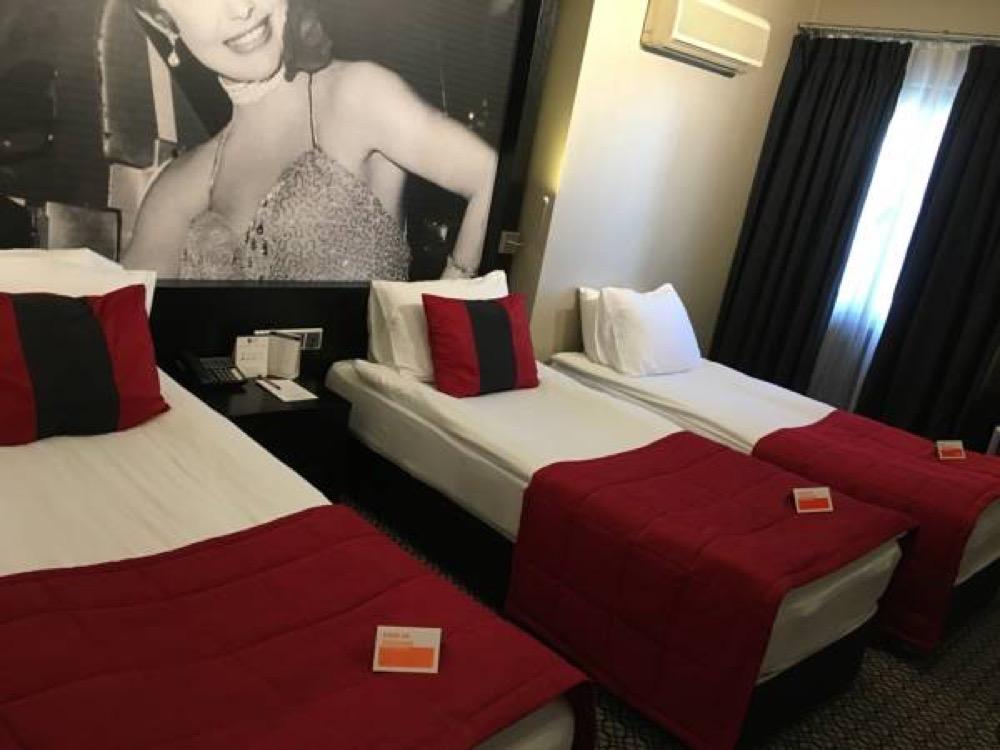 マルテペ 2000 ホテル 写真